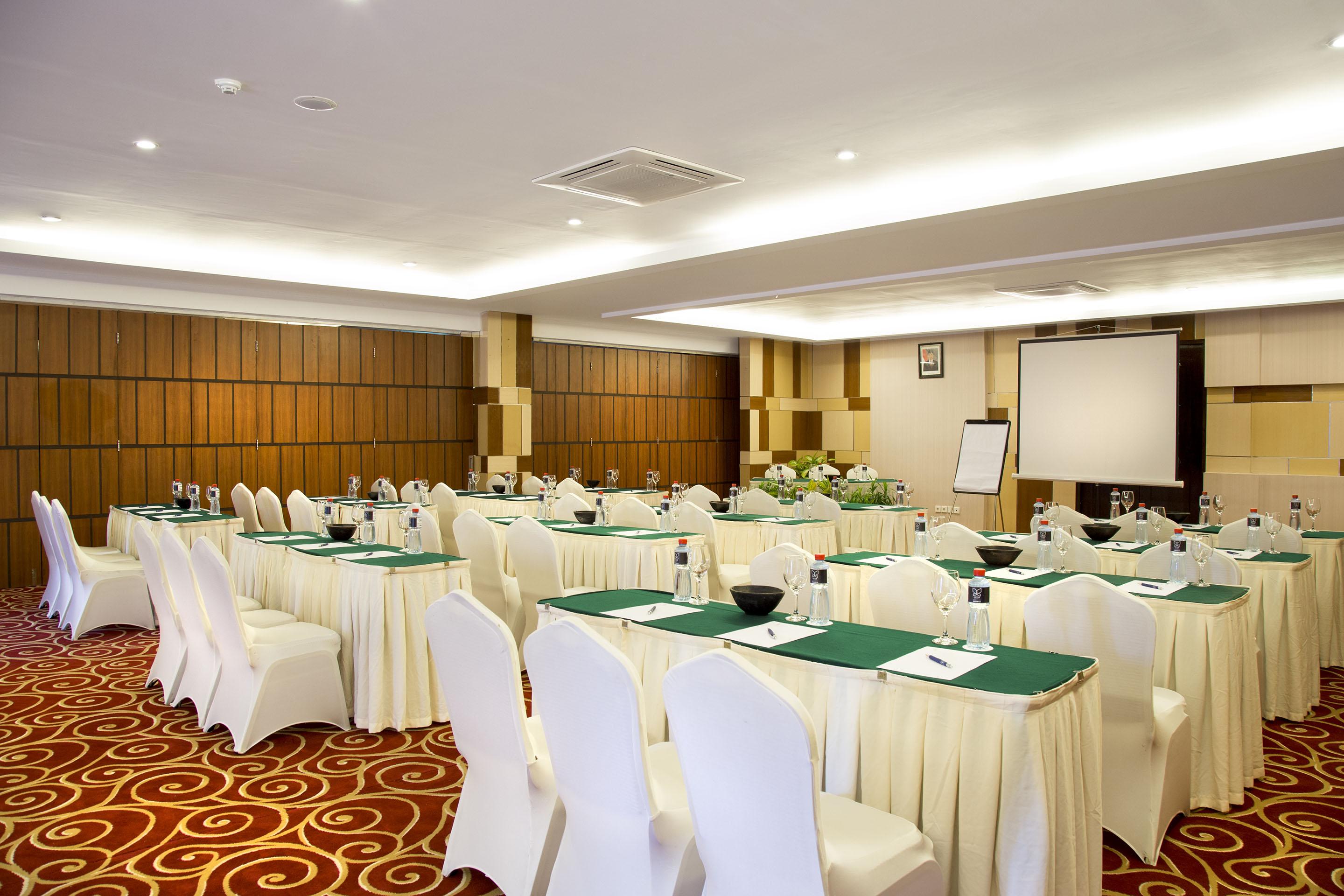 Отель Le Grande Bali Улувату Экстерьер фото Meeting room
