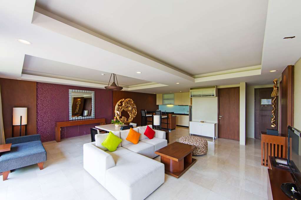 Отель Le Grande Bali Улувату Номер фото Living room